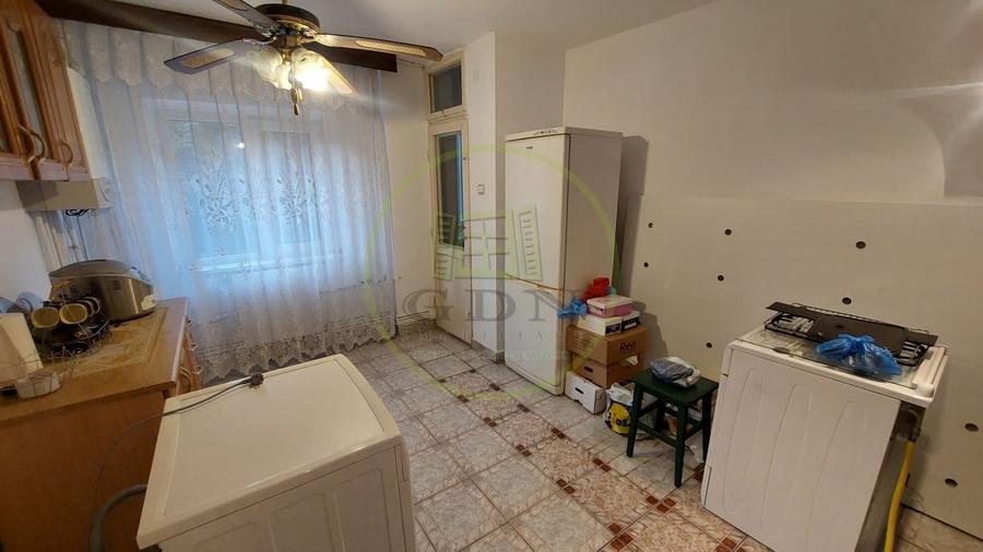 Apartament 2 camere decomandat, etajul 1, George Enescu, zona Liceul de Chimie - 3