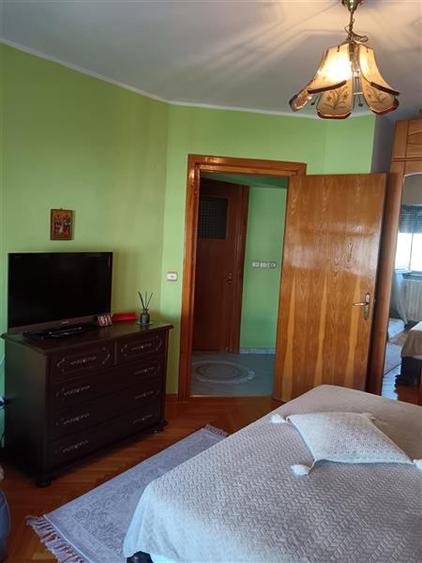 Vanzare apartament 4 camere-Bd. Decebal - 3