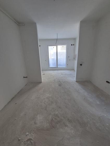Apartament cu 2 camere decomandat în Theodor Pallady
