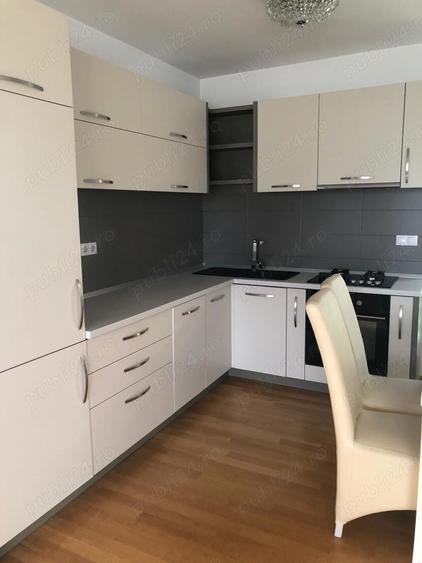 Casă cu 5 camere cu Teren 500 Mp în Corunca
