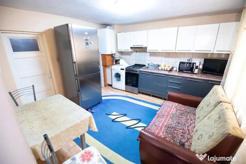 Casă cu 3 camere cu Teren 160 Mp în Central
