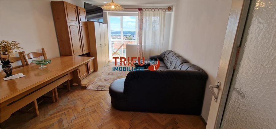 Apartament 3 camere decomandat zona Centru