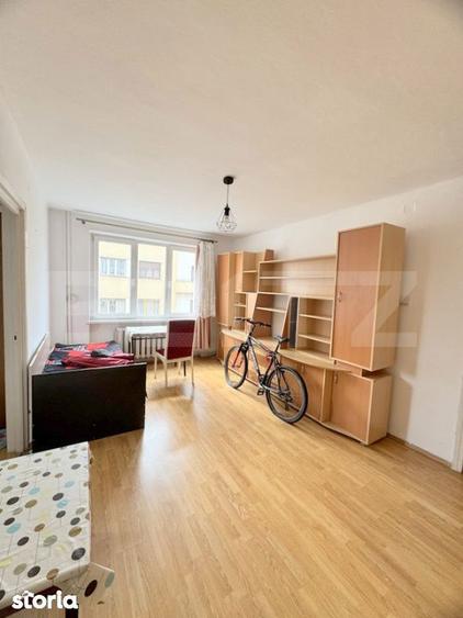 Apartament cu 2 camere semidecomandat, mobilat în Gruia