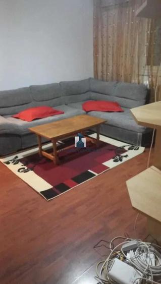 Apartament cu 2 camere semidecomandat în Giurgiului