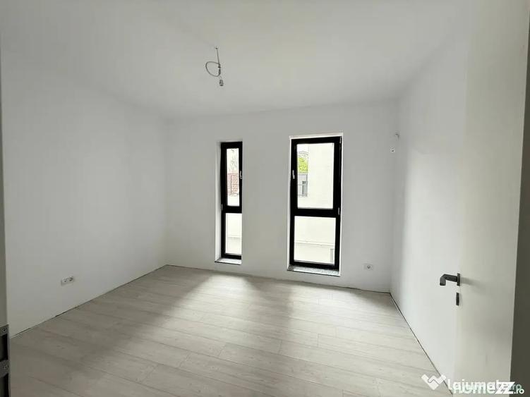 Apartament cu 3 camere decomandat în Nerva Traian