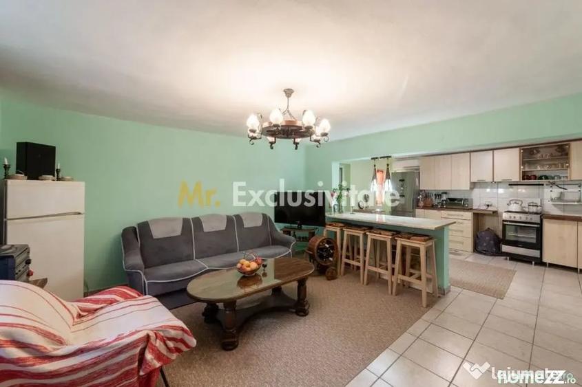 Casă cu 3 camere cu Teren 2720 Mp în Uliești
