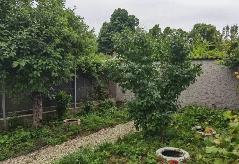 Casă individuală cu 6 camere cu Canalizare în Herăstrău