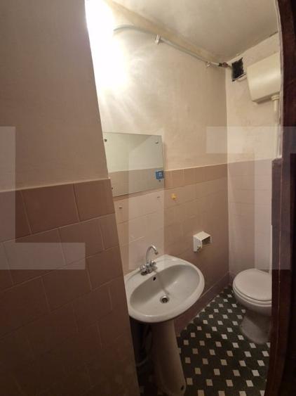 Apartament cu 3 camere decomandat în Complex Studențesc