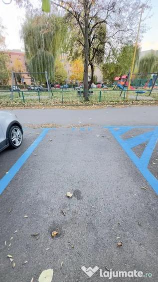 Garsonieră decomandată în Calea București