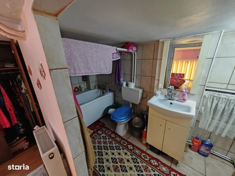 Apartament cu 4 camere în Letea