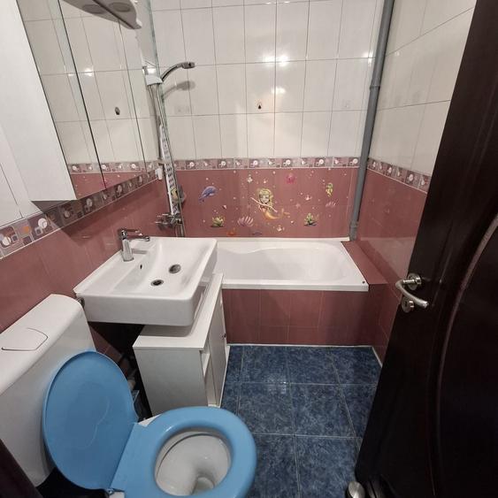 Apartament cu 2 camere decomandat în Micro 14