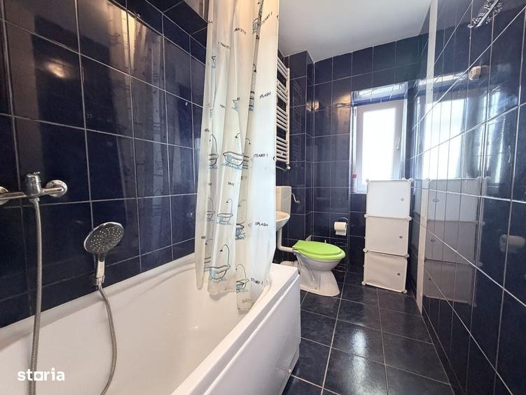 Apartament cu 3 camere decomandat în Banca Națională