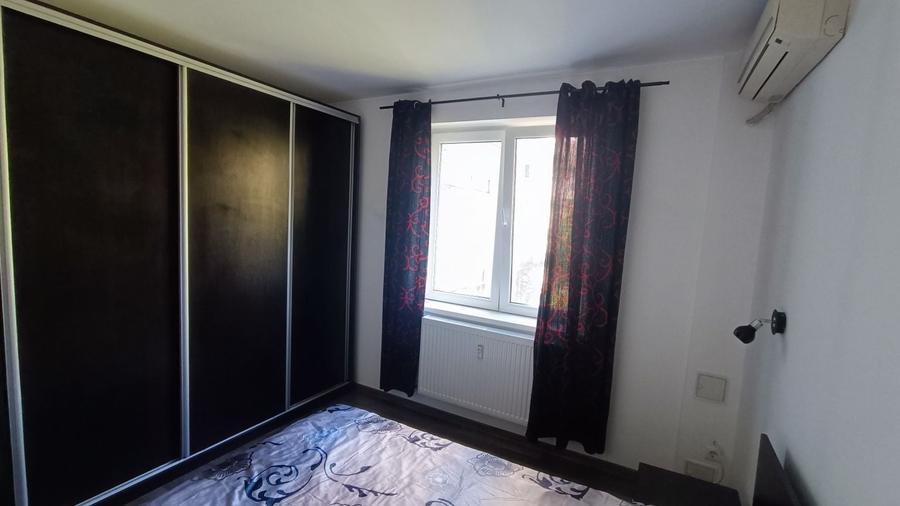 Apartament cu 3 camere decomandat în Crângași