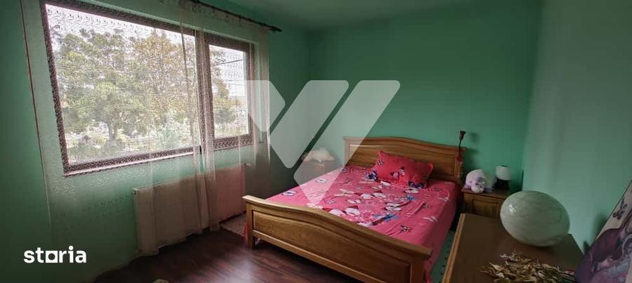 Casă cu 6 camere cu Teren 500 Mp în Central