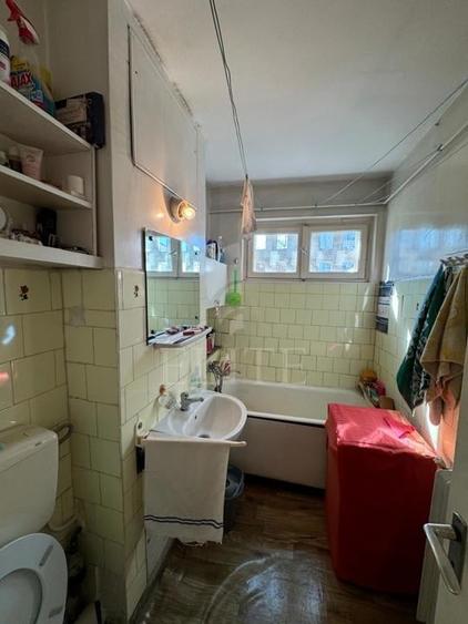 Apartament cu 3 camere semidecomandat în Gheorgheni