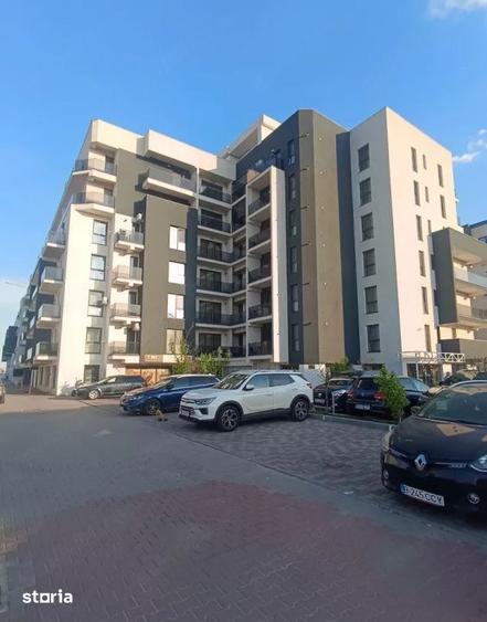 Apartament cu 3 camere semidecomandat, mobilat în Metalurgiei
