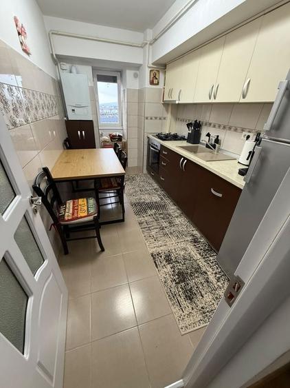 Apartament cu 2 camere decomandat în Exterior Vest