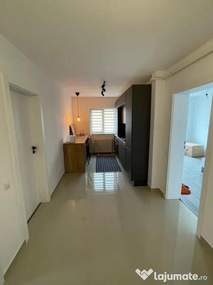 Apartament cu 2 camere decomandat în Florești