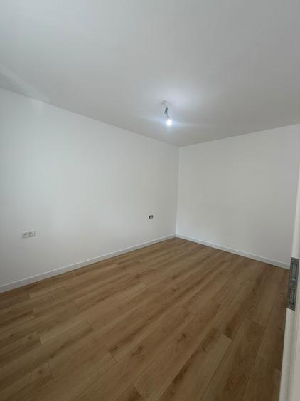 Apartament cu 2 camere semidecomandat în Titan