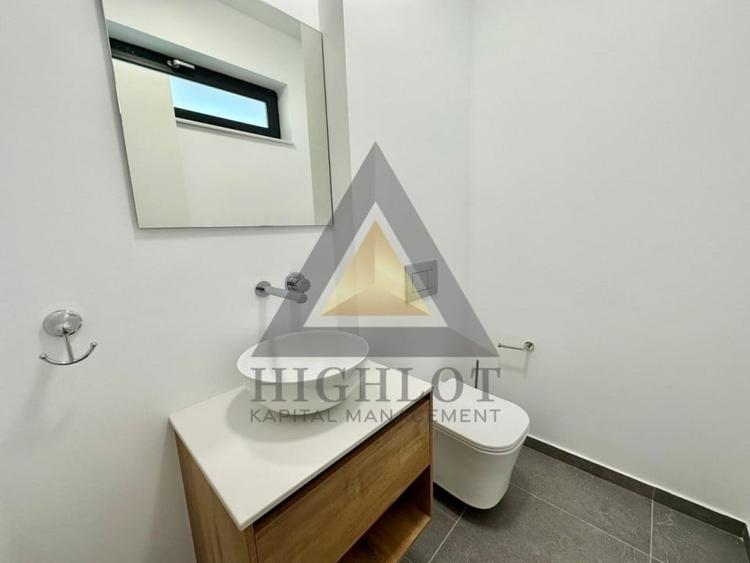 Duplex cu 5 camere cu Canalizare în Pipera