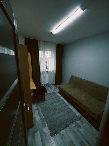 Apartament cu 3 camere decomandat în Nufărul