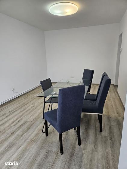 Apartament cu 3 camere decomandat în Tomis II
