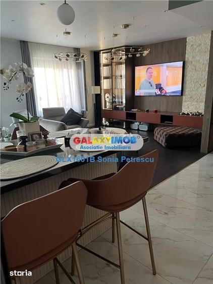 Apartament cu 3 camere, mobilat în Văcăresti