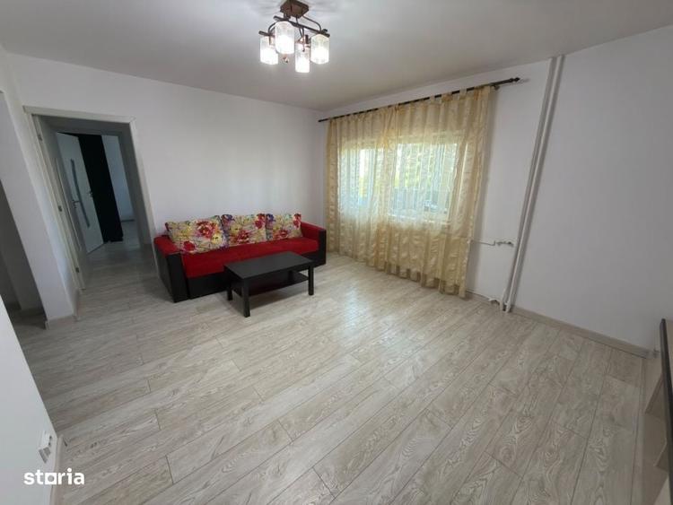 Apartament cu 3 camere semidecomandat în Mărășești
