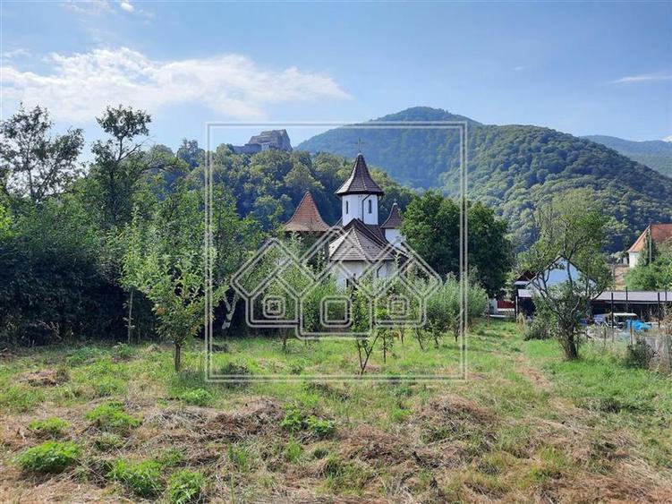 Casă individuală cu 4 camere cu Teren 1177 Mp în Cisnădioara