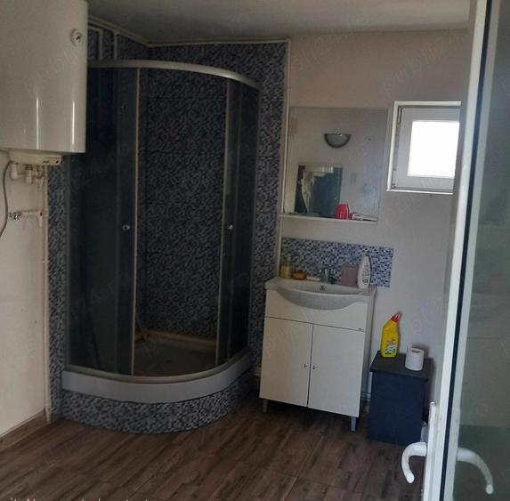 Casă cu 2 camere cu Teren 2500 Mp în Bâlvănești