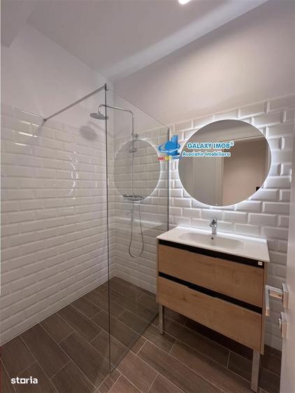 Apartament cu 4 camere, mobilat în Central