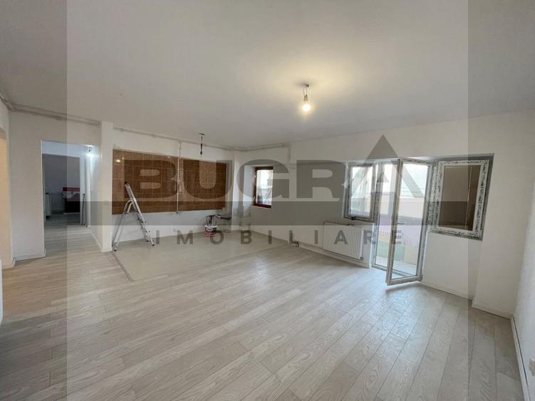 Apartament cu 3 camere decomandat în Baciu