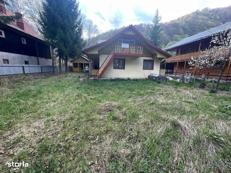 Casa cu 5 camere, curte de 500 mp, rural ,zona Centrala - 10