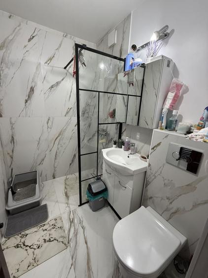 Apartament 3 cam modern complet renovat - mobilat Campina- central - 9