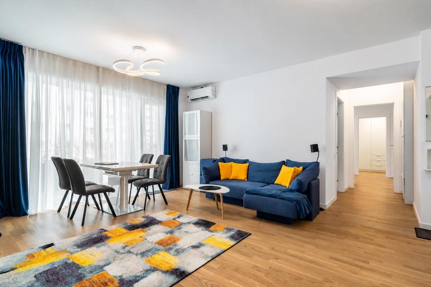 Apartament cu 3 camere decomandat în Ștefan cel Mare