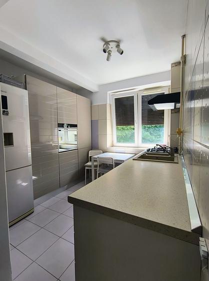 Apartament cu 2 camere semidecomandat, mobilat în Basarabia