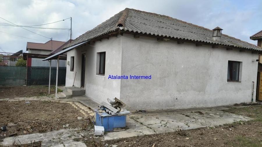 Casă individuală cu 3 camere cu Teren 300 Mp în Lumina