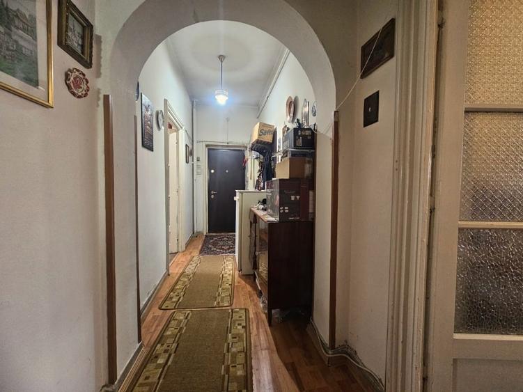 Apartament cu 2 camere decomandat în Bucureștii Noi