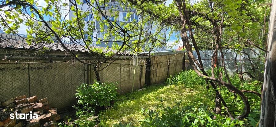 Casă cu 3 camere cu Teren 418 Mp în Central