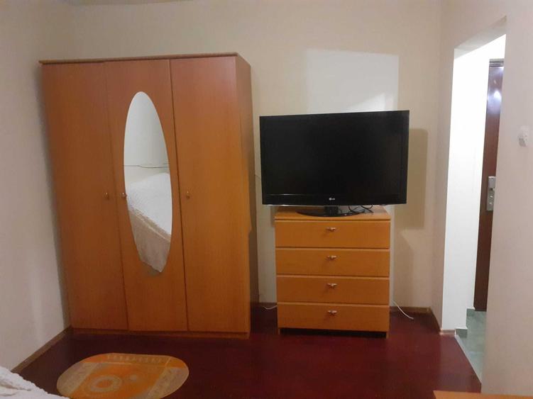 Garsonieră decomandată în Zorilor