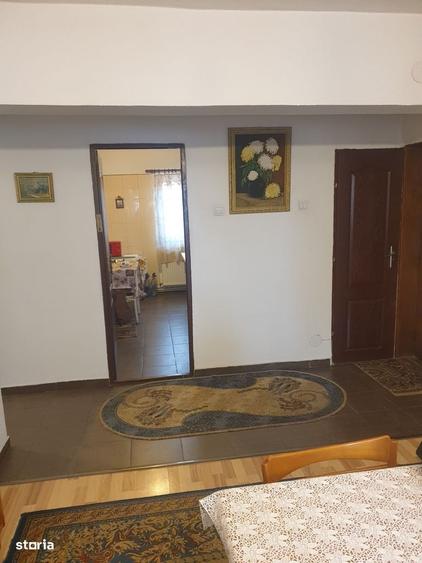 Apartament cu 4 camere în Ultracentral