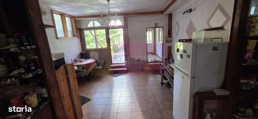 Casa de vanzare cu 5 camere in Mislea - 19