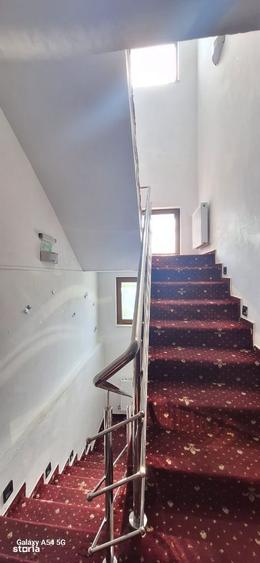 Casă cu 8 camere cu Teren 300 Mp în Chitila