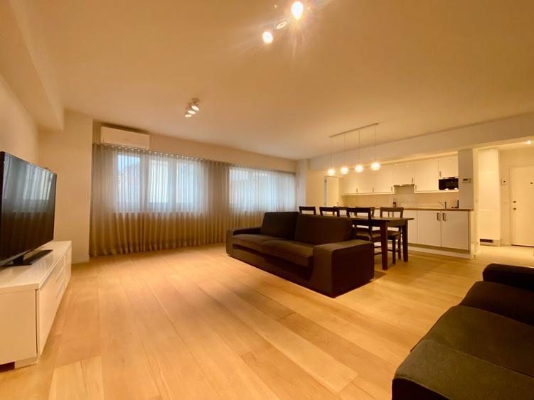 Apartament cu 3 camere decomandat în Nord-Est