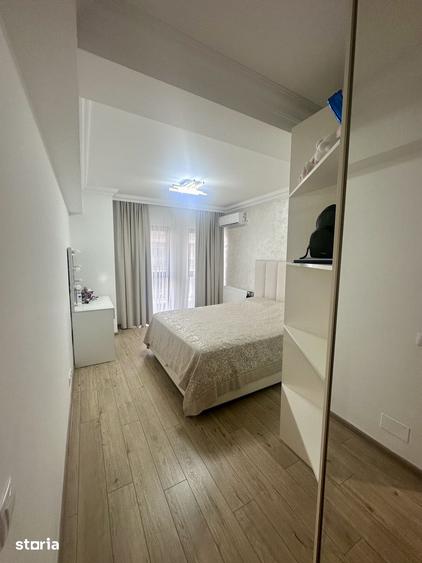 Apartament cu 4 camere în Drumul Taberei
