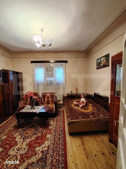 Casă cu 3 camere cu Teren 440 Mp în Central