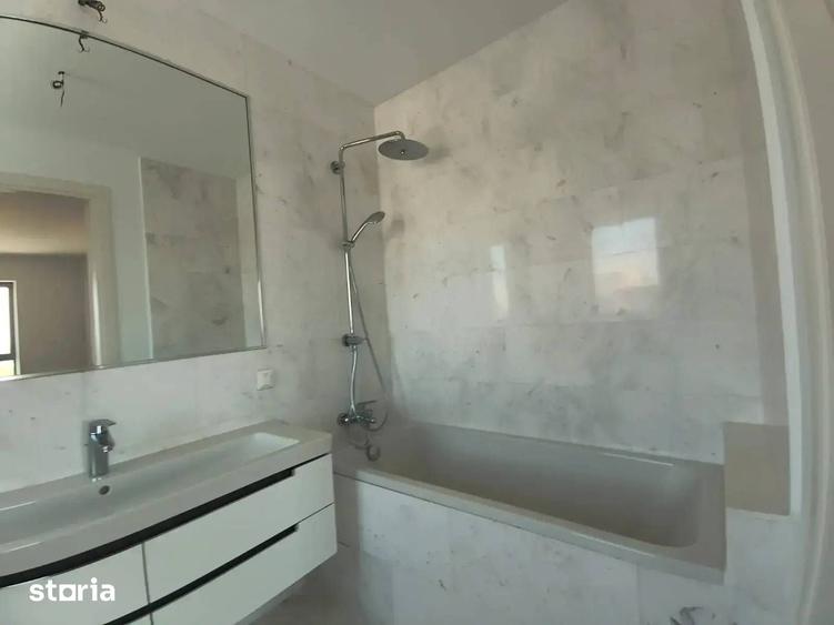 Apartament cu 4 camere în Central