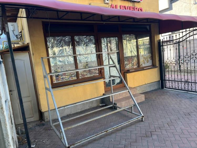 Spațiu comercial, de 25 mp, în Cornitoiu