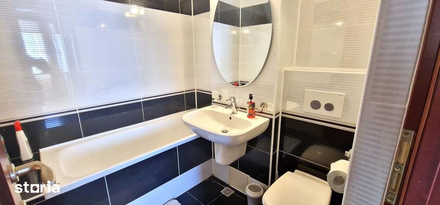 Apartament cu 3 camere în Faleza Nord