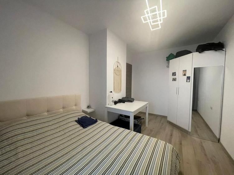 De vanzare, apartament cu 2 camere, - 16
